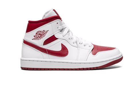 nike jordan dames rood wit|Nike jordan 1 dames.